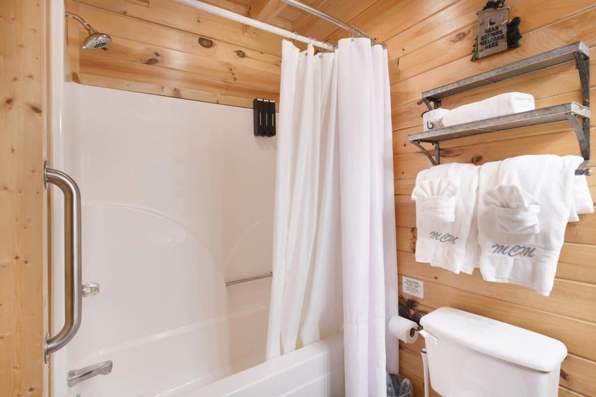 Ryes And Shine Bootlegger'S Cabin! Hot Tub* Pool* Arcade* Billiards *Ev * Pet Friendly Sevierville Luaran gambar
